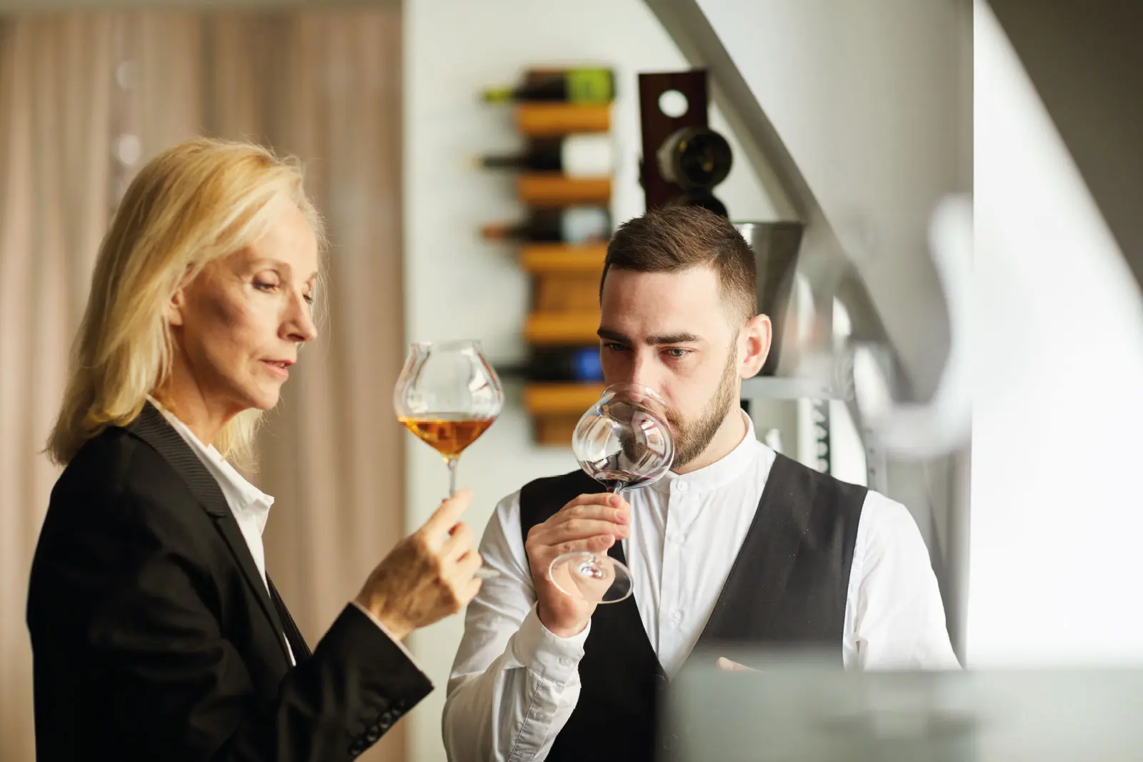 dine and white